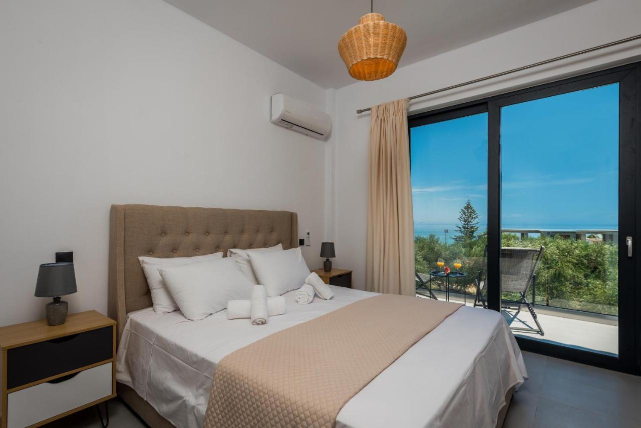 Queen Of Zakynthos Luxury Villas อามูดี ภายนอก รูปภาพ